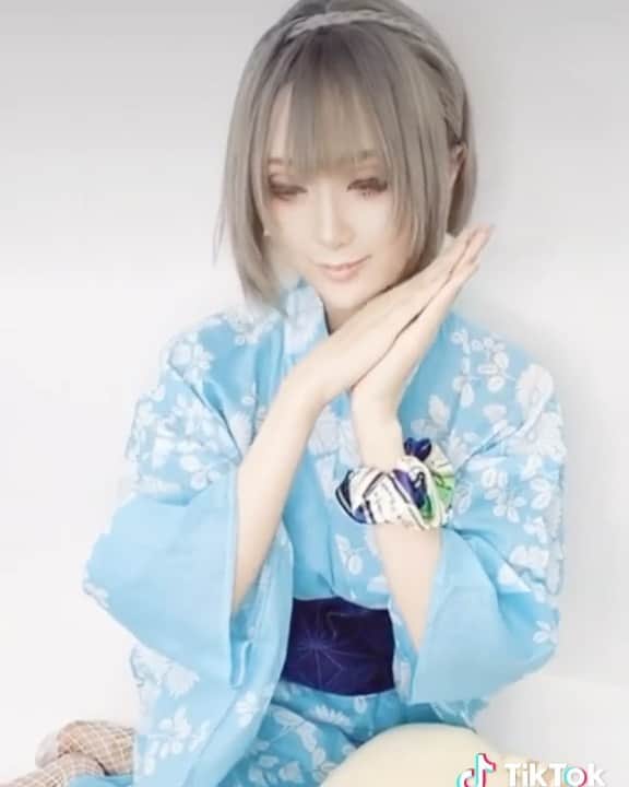 のインスタグラム：「インスタと TikTok更新したよ!! #tiktok #tiktokjapan #tiktoker  https://vt.tiktok.com/NATGyH/ #instagram #instagramer #instapic  #instalike #instagood #instalove  ブログも更新したので見てね✨✨ https://lineblog.me/chamiblog/archives/2006792.html」