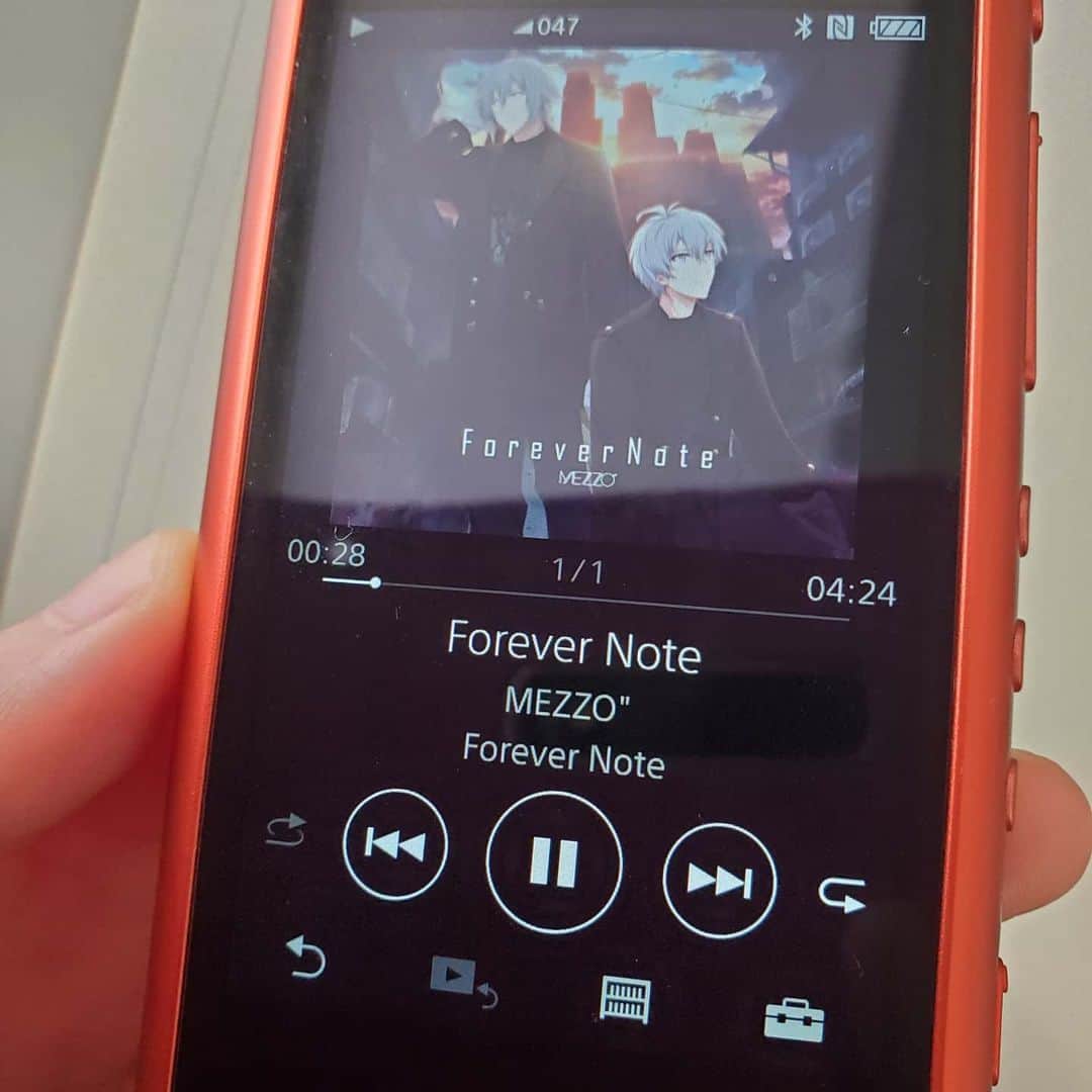朱神宝のインスタグラム：「アイナナーー！！！ 音楽と原稿は共にある😌✨✨✨」