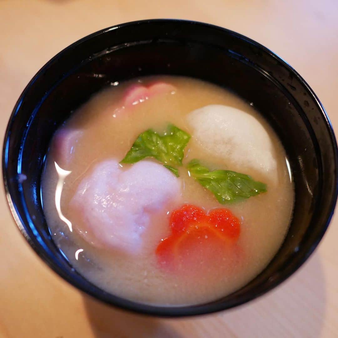 植田佳奈のインスタグラム：「#お正月 #お雑煮 #おせち料理」