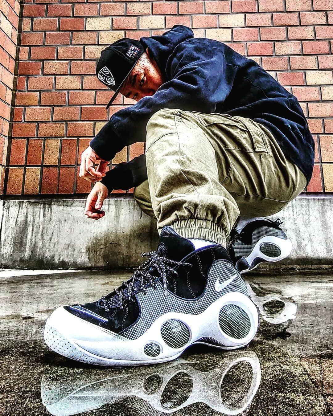 レイザーラモンRGさんのインスタグラム写真 - (レイザーラモンRGInstagram)「ジェイソン・キッドが履いてたことで有名なAir zoom flight95ですがジェイソン・キッドが在籍したチーム、カリフォルニア大学バークレー校→マブス →サンズ→ ネッツ それぞれのカラーをこいつに落とし込んだキャリアパックってのが2012年に海外で出てたらしくて猛烈に欲しいです。  #キモ撮り #KIMODORI #airzoomflight95 #jasonkidd #careerpack」1月15日 17時20分 - rgrazorramon