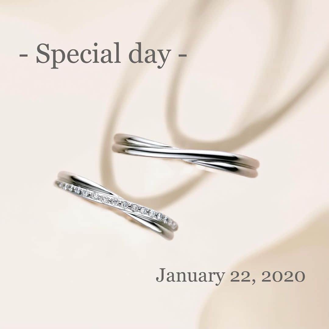 ヴァンドーム青山さんのインスタグラム写真 - (ヴァンドーム青山Instagram)「. 【 Special day January 22, 2020 】 2020年1月22日は天赦日と一粒万倍日が重なる特別な日です。天赦日は日本の暦で最上の吉日とされている日。一粒万倍日は一粒の種が万倍にも増えるという縁起が良い日。プロポーズや入籍日にもおすすめです。 ＊ https://vendome.jp/bridal/ ＊ #天赦日 #吉日 #1月22日  #一粒万倍日 #令和婚  #結婚指輪 #婚約指輪  #マリッジリング  #エンゲージリング  #プロポーズ #プレ花嫁  #プレ花嫁準備 #結婚  #vendomeaoyamabridal  #vendomeaoyama  #ヴァンドーム青山」1月15日 18時14分 - vendomeaoyama_official