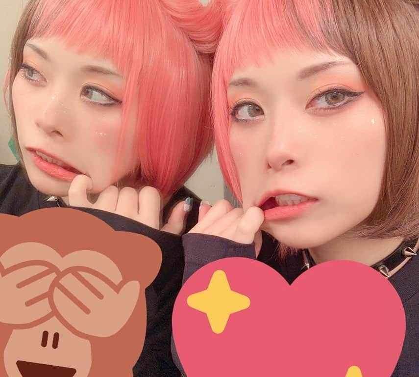 紅林大空さんのインスタグラム写真 - (紅林大空Instagram)「🍓🍫🤘 Twins♊️Harajuku DAY2 for the special collaboration!!!! @hypercore_hrjk #harajukufashion #HYPERCORE #rockstyle #rockfashion」1月15日 18時26分 - kurebayashiii