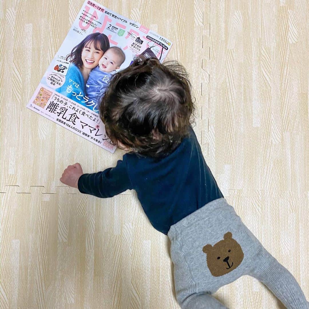 Ayaさんのインスタグラム写真 - (AyaInstagram)「ひよこクラブ2月号（1／15発売） @tamahiyoinsta  編集部の方からPRの依頼され さっそく読んでみました📖🧡 . . 特別付録は赤ちゃんがご機嫌になる絵本📘 『パンダくんの大冒険』🐼 パタパタ面白い仕掛けになってて 低月齢赤ちゃんにも見やすい絵👶🏻❤️ . . 離乳食レシピBOOKもこれから 離乳食を始める私には勉強になる事が沢山で 読んでてワクワクしました👩🏻💕 便利グッズも良さそうな物getしよう😊 . 他にも育児についてもいっぱい書いてますので、 ママさん是非チェックして下さい🤭🧡 . #公式たまひよグラマー #ひよこクラブ最新号 #たまひよ #パンダくんの大冒険 #赤ちゃんがご機嫌になる絵本 #パンダ #前田敦子 #田中史朗 #PR」1月15日 18時45分 - aya__fit