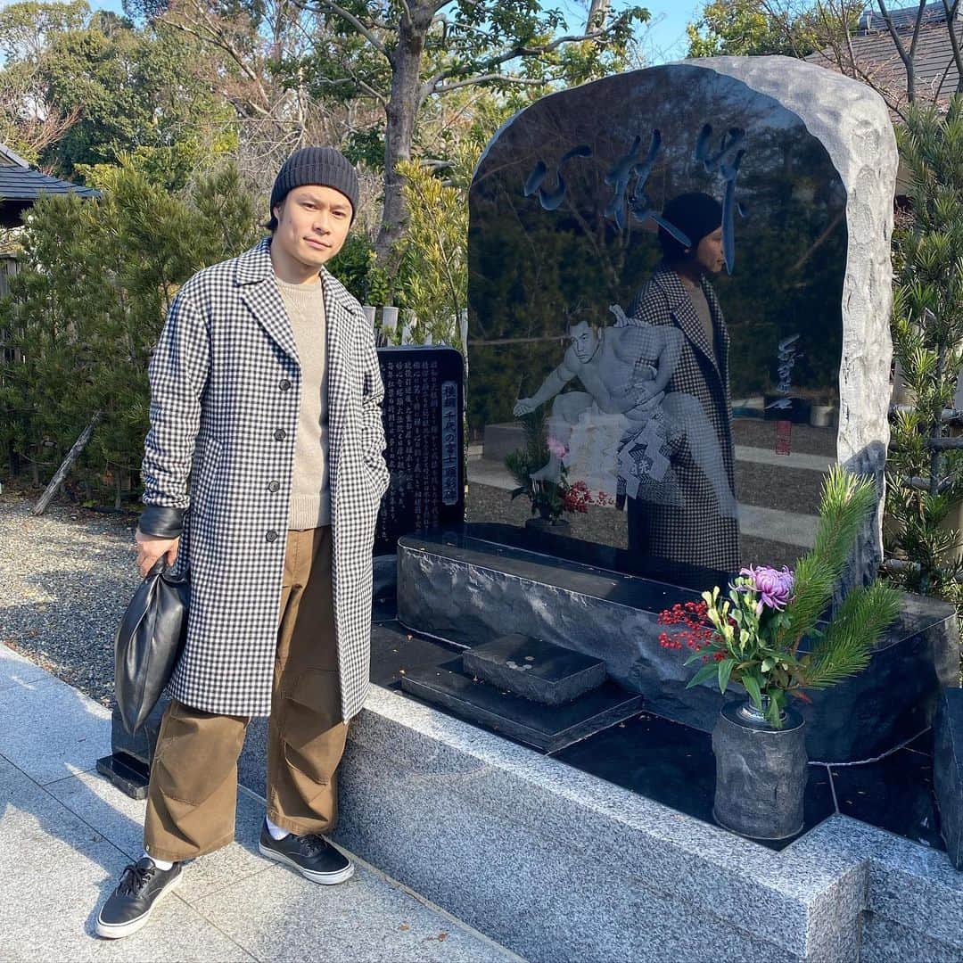 GO AKIMOTOさんのインスタグラム写真 - (GO AKIMOTOInstagram)「京都では妙心寺 大法院へと、父の顕彰碑も見に行きました🙏🏻天気も良くて清々しい気持ちに✨」1月15日 18時55分 - go_akimoto