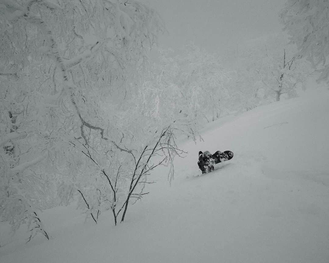 佐藤亜耶さんのインスタグラム写真 - (佐藤亜耶Instagram)「. #asahidake  #thenorthface #tnf #futurelight  腹パウラッセルトレーニング📈 . P: @ranyo_tanaka」1月15日 19時04分 - aya_sato_49