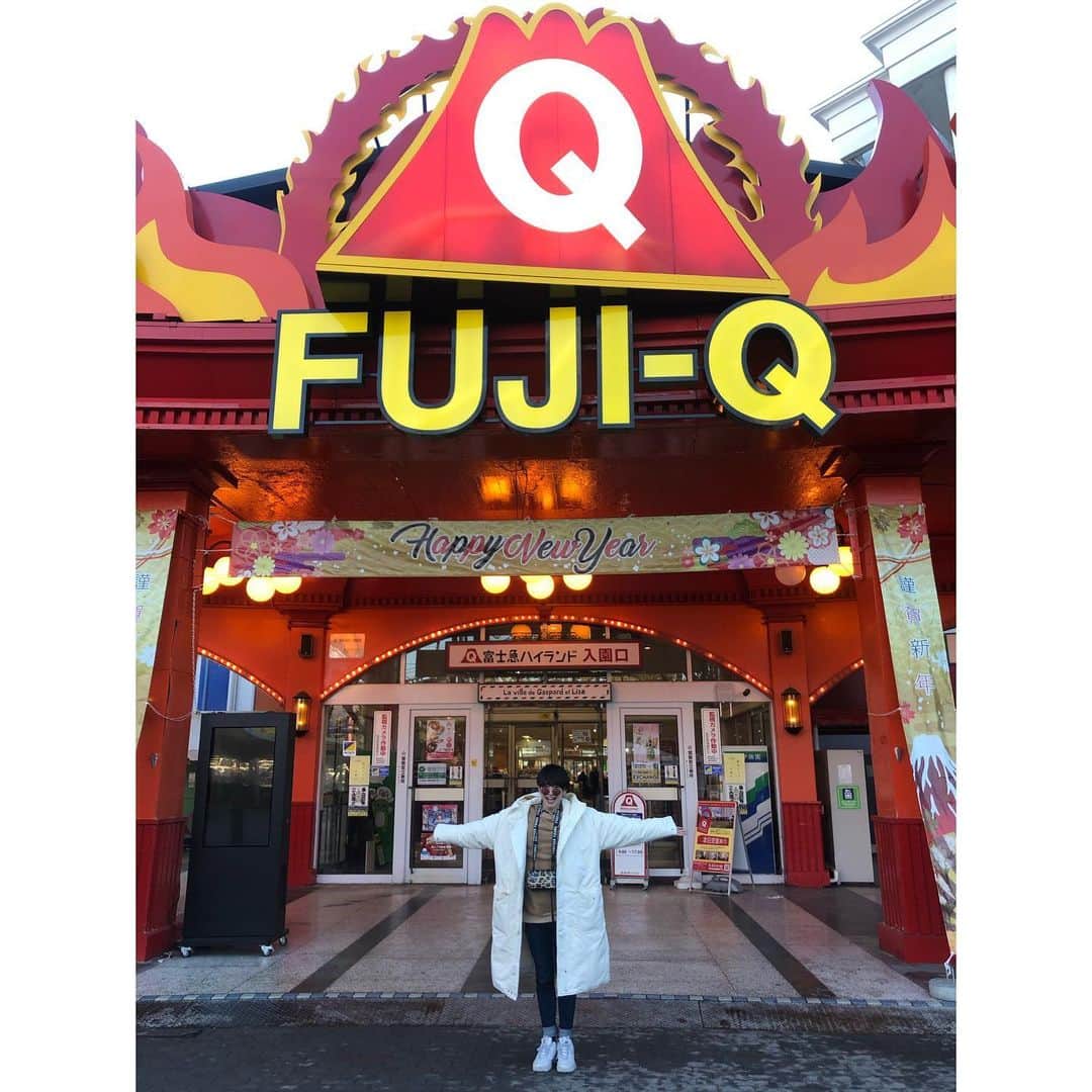 岡田鷹斗のインスタグラム：「先日の富士急の写真達☆  #富士急ハイランド　#イケメン #NEVAGIVEUP #ジェットコースター #遊園地🎡」