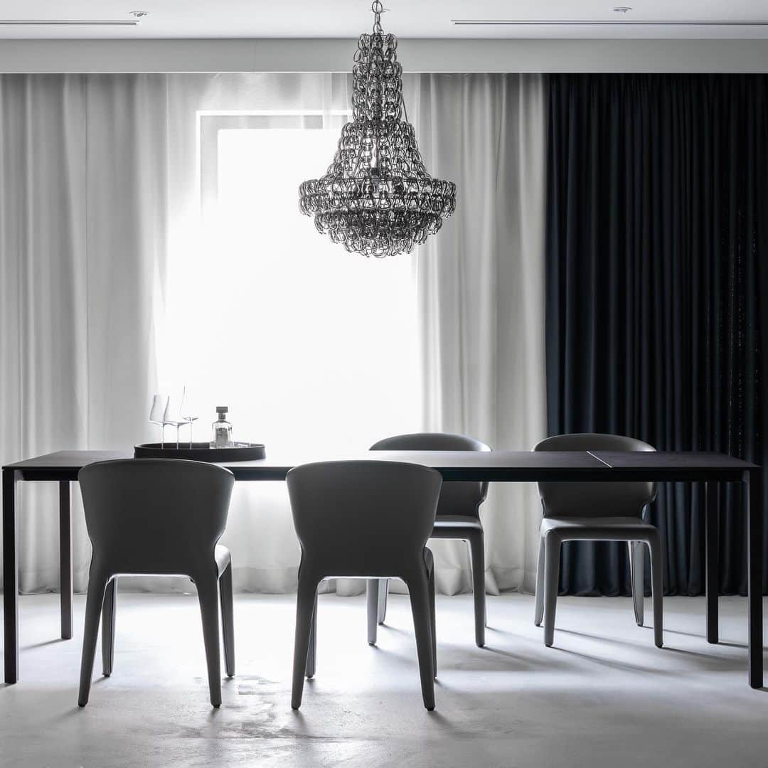 Cassina ixc. (カッシーナ・イクスシー) のインスタグラム