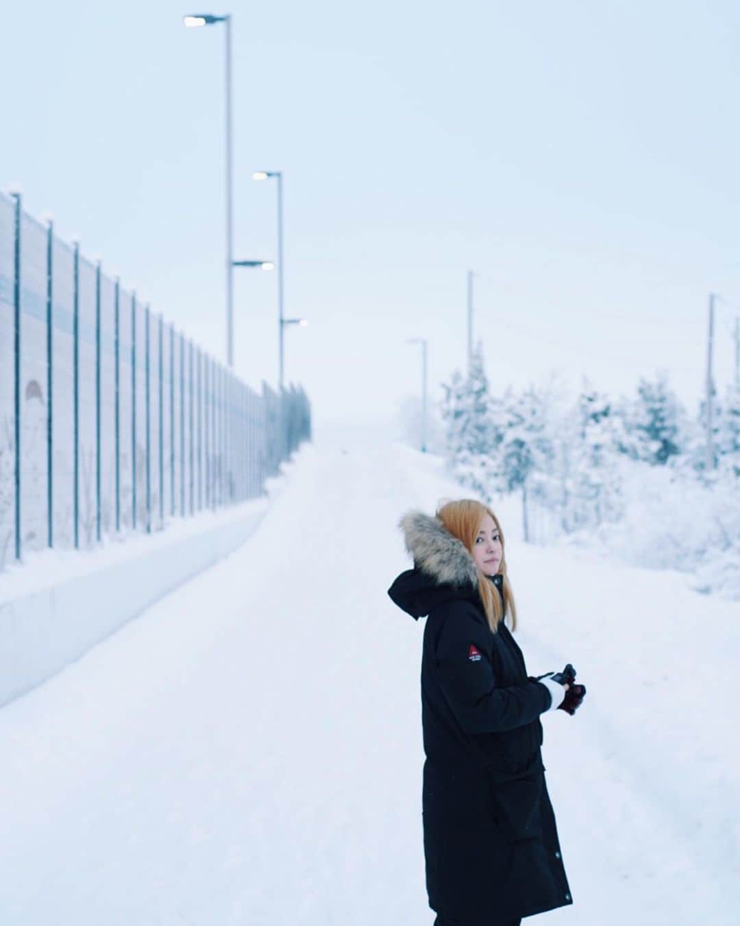 小林涼子さんのインスタグラム写真 - (小林涼子Instagram)「. Yellowknife ✈️ #イエローナイフ #カナダ #寒過ぎる #トコ旅 #オーロラ #frozen #snow #whiteworld #cold #yellowknife #aurora #canada #오로라」1月15日 20時03分 - ryoko_kobayashi_ryoko