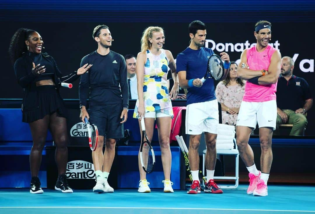 PetraKvitovaさんのインスタグラム写真 - (PetraKvitovaInstagram)「‪We had a lot of fun for a very important cause 🙏🇦🇺‬ ‪#Rally4Relief | #AusOpen ‬」1月15日 20時45分 - petra.kvitova