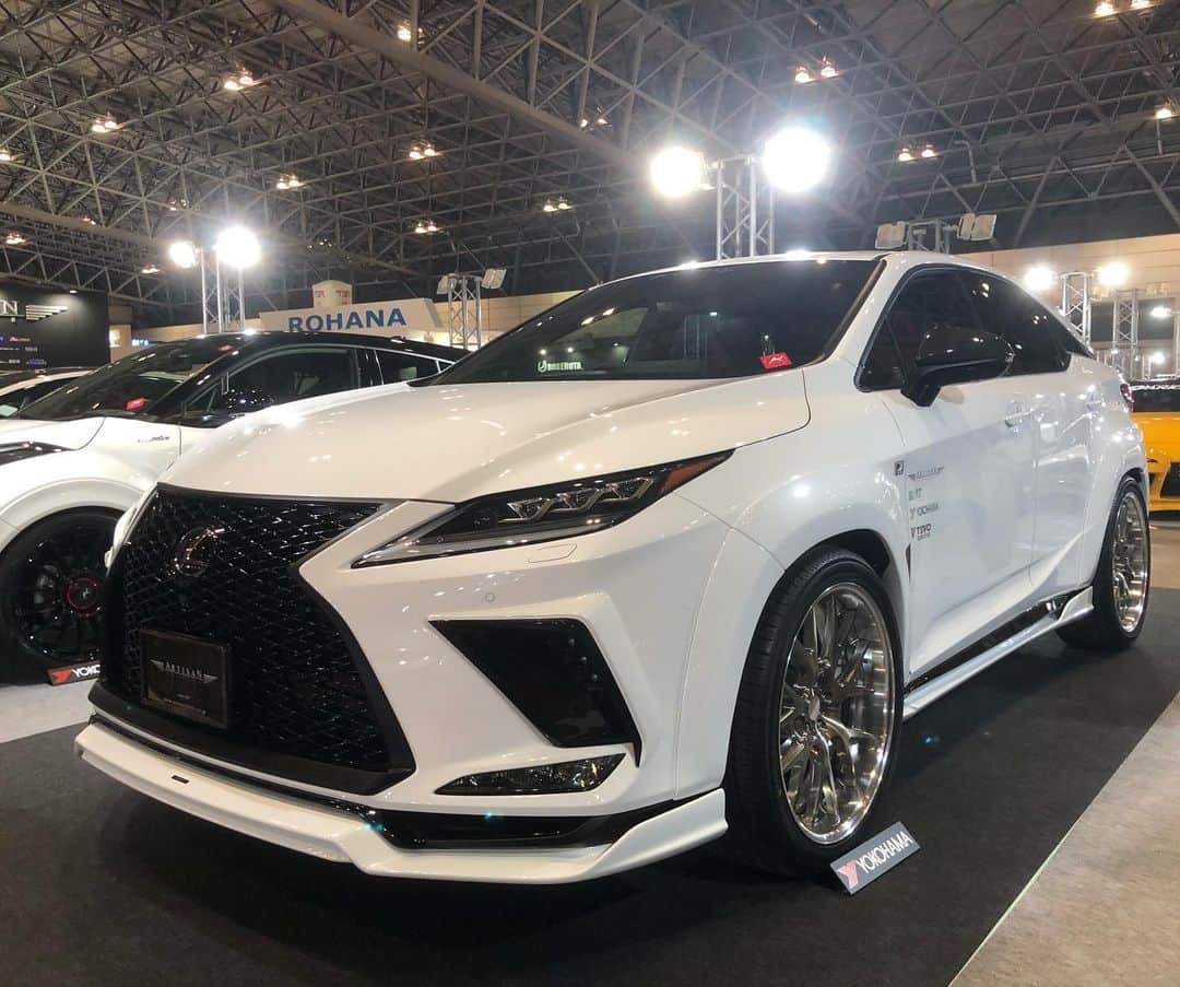 のインスタグラム：「Lexus RX 2020 Bodykit：Artisan spirits/// Sportsline blacklabel  www.artisanspirits.co.jp #artisanspirits #artisan #blacklabel#lexus #レクサス #レクサスrx #レクサスrx300#レクサスrx450h #lexusrx #lexusrx200t #lexusrx450h #rx #rx300#rx450h #lexusfsport #rxfsport  #ravspecjdm #butlertire #jworksunlimited #premierautowerkz #suvproject #kanooperformance #car_life_staff #トラウム #車庫小舗 #nigeljdmparts#advancedautoperformance  #ottoautoservice #mr__lexus #jacksonwang」