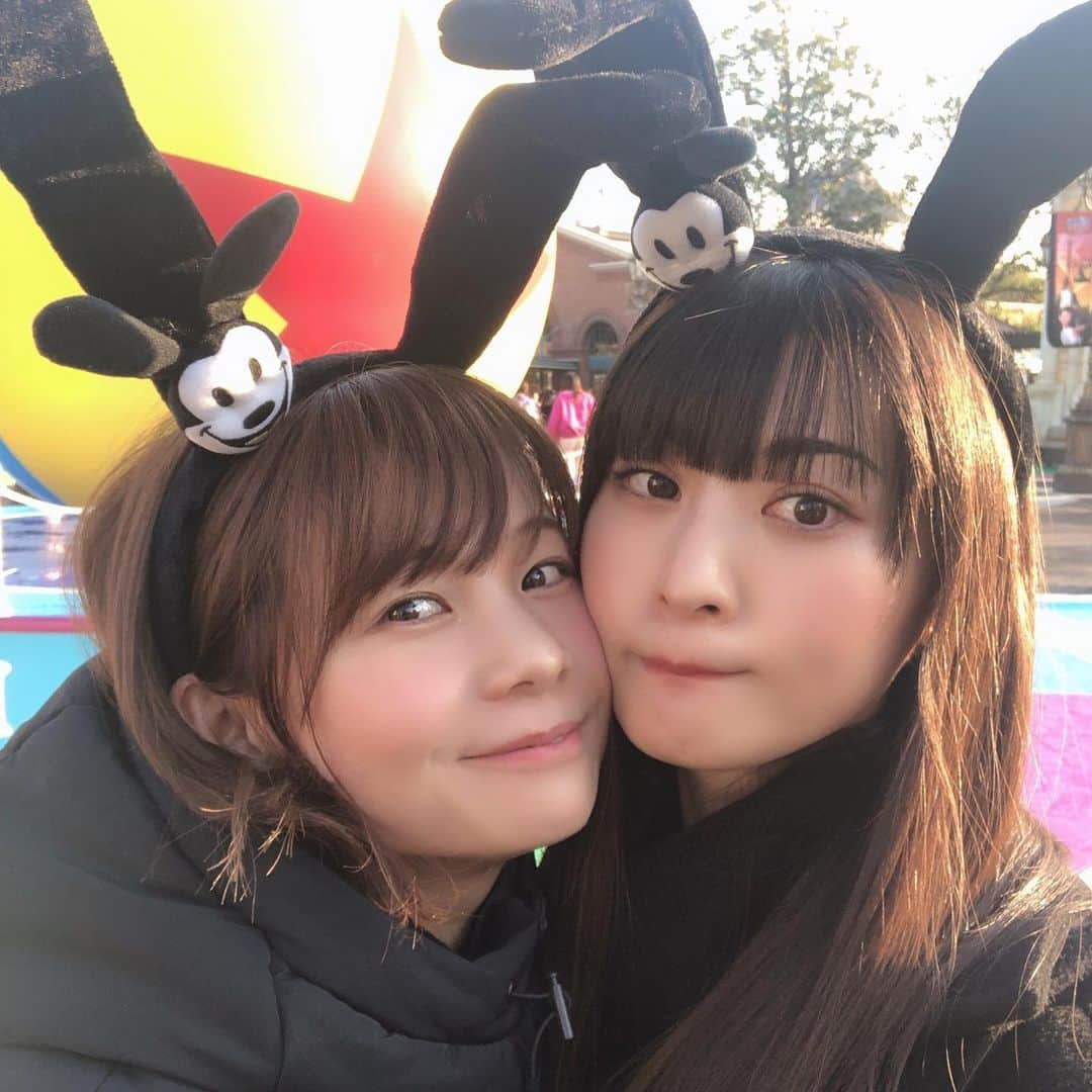 真奈さんのインスタグラム写真 - (真奈Instagram)「25歳最後の日は まゆがディズニーに 連れて来てくれた🥰 . 男前すぎるんだよ😭 ありがとう💓 . 幸せだ〜〜☺️ . #まゆちゃんかわいい」1月15日 21時28分 - manatmnt0116