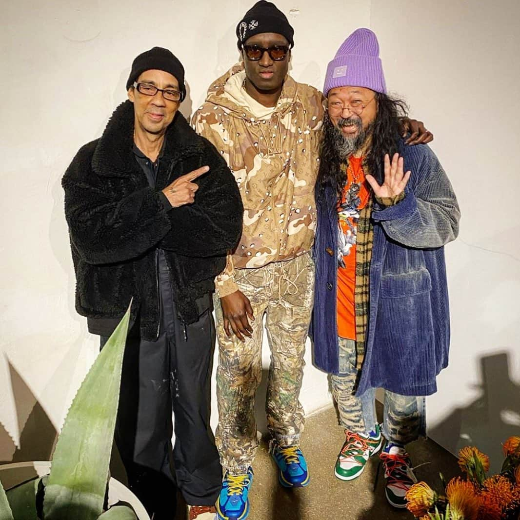 村上隆さんのインスタグラム写真 - (村上隆Instagram)「Yesterday at @virgilabloh 's furniture show w himself & @futuradosmil」1月15日 21時24分 - takashipom