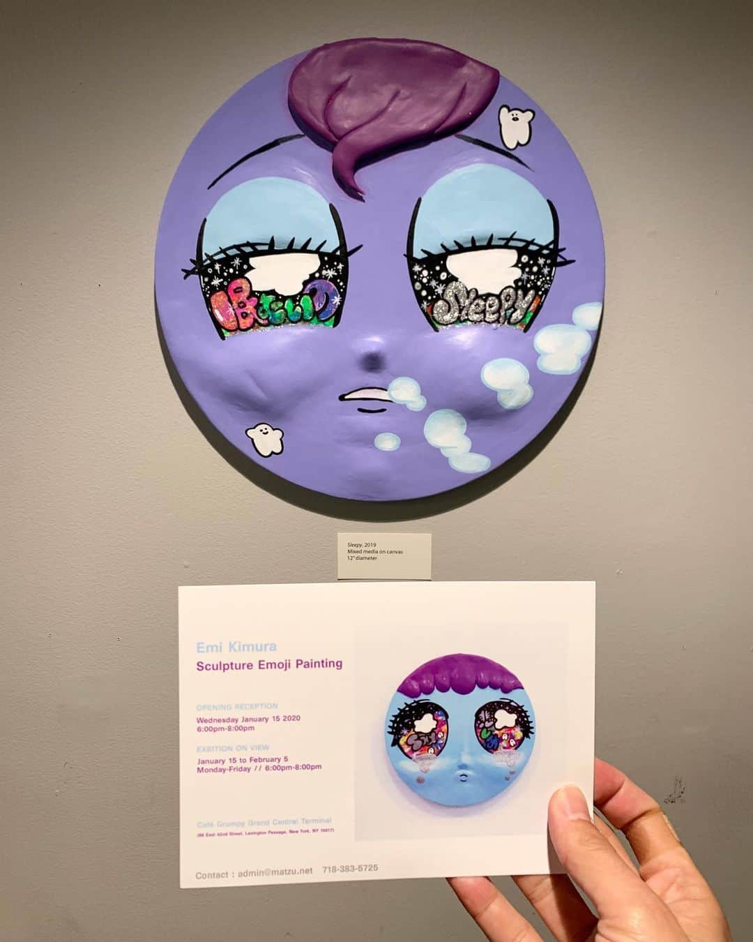 松山智一のインスタグラム：「One of our studio staff Emi Kimura ‘s @kimsond solo show at @cafegrumpy in Grand Central Station starts today it’s up until Feb 5th. Come check her neo-emoji paintings  Thanks for long yrs of support Caroline 🤗🙂😌🥳」