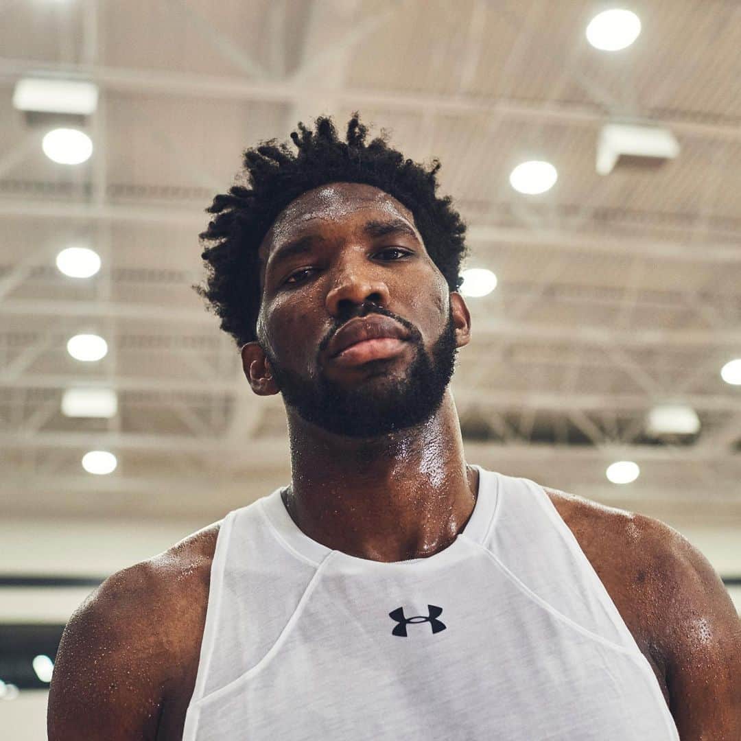 Under Armourさんのインスタグラム写真 - (Under ArmourInstagram)「To anybody who is struggling right now…@joelembiid has a story for you. Hit link in bio to read. #TheOnlyWayIsThrough」1月16日 8時35分 - underarmour