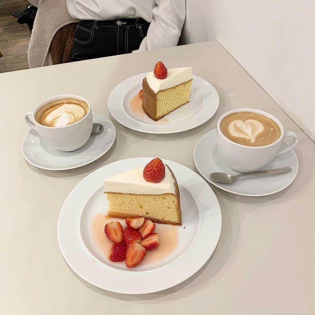 PATRA magazineのグルメインスタ