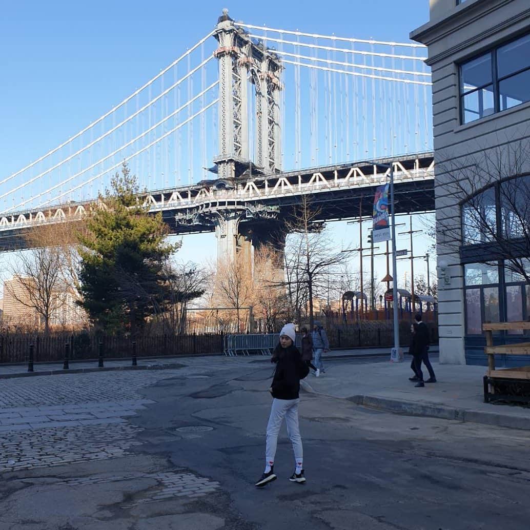 ポーイ・タリーチャダー ペッチャラットさんのインスタグラム写真 - (ポーイ・タリーチャダー ペッチャラットInstagram)「Brooklyn check in!!!」1月16日 7時51分 - poydtreechada
