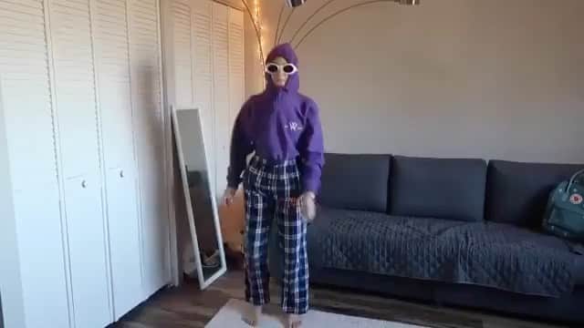 のインスタグラム：「おはようございます✨今朝、次女がシェアしてくれた幸せ動画😂最初、本人かと思った😂 My daughter #weirdbeni shared me this YouTube video this morning - “SEND THIS TO YOUR MOM WITH NO CONTEXT”」