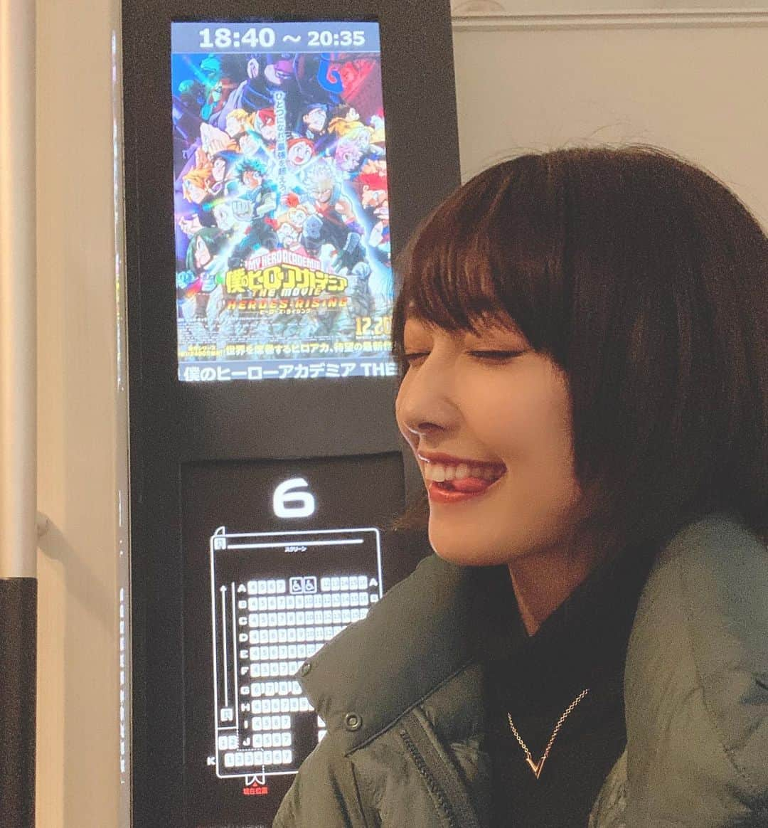 amiさんのインスタグラム写真 - (amiInstagram)「プルスウルトラしてきた🥳🥳🥳 #ヒロアカ #僕のヒーローアカデミア #ヒロアカ映画 #jewel #アニメ」1月16日 0時49分 - amidesudoumo