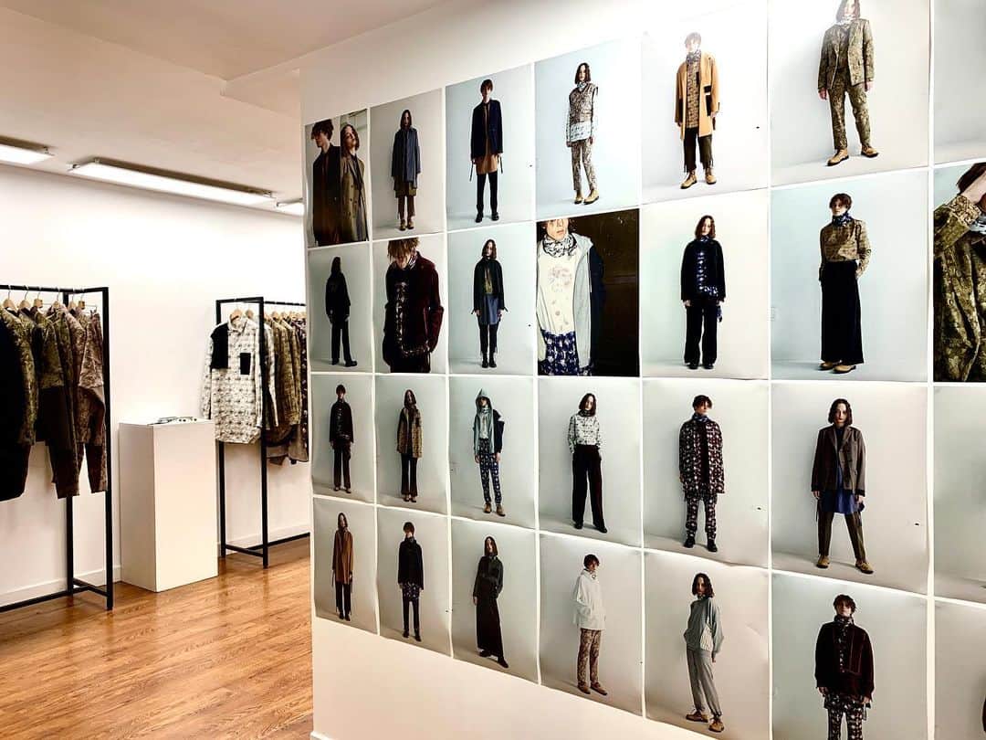 メアグラーティアのインスタグラム：「meagratia F/W20 Exhibition in Paris. 16th - 21st Jan. place : Galerie Rastoll  #meagratia #exhibition #paris #pfw #pfwm」