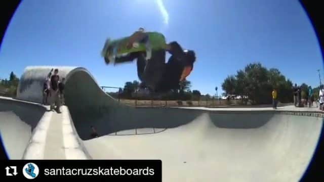 岡本碧優のインスタグラム：「It's LIVE🔥🔥🔥 Check it out and let me know what you think❤ #Repost @santacruzskateboards ・・・ Product Pillage with the #SCMinions 🛒  Episode 5 is LIVE on our YouTube 📺 Link in bio to watch now ‼️#SantaCruzSkateboards 🎥 @thekillatapes @_nickhanson @curbkiller @mikethomastv  @mktaxi.jp @santacruzskateboards @santacruzwmns @independenttrucks @rictawheels @bronsonspeedco @dcshoes_japan @dc_skateboarding @hi_5.skatepark @division_osaka @triforce_krew #6556skateboarding」