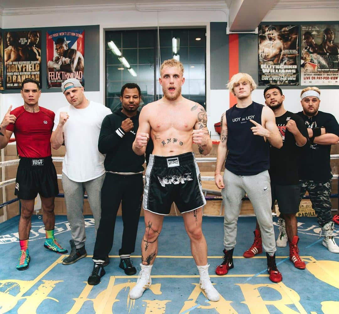 ジェイク・ポールさんのインスタグラム写真 - (ジェイク・ポールInstagram)「killer team - killer mentality - killer rounds  #15DaysAway」1月16日 6時11分 - jakepaul