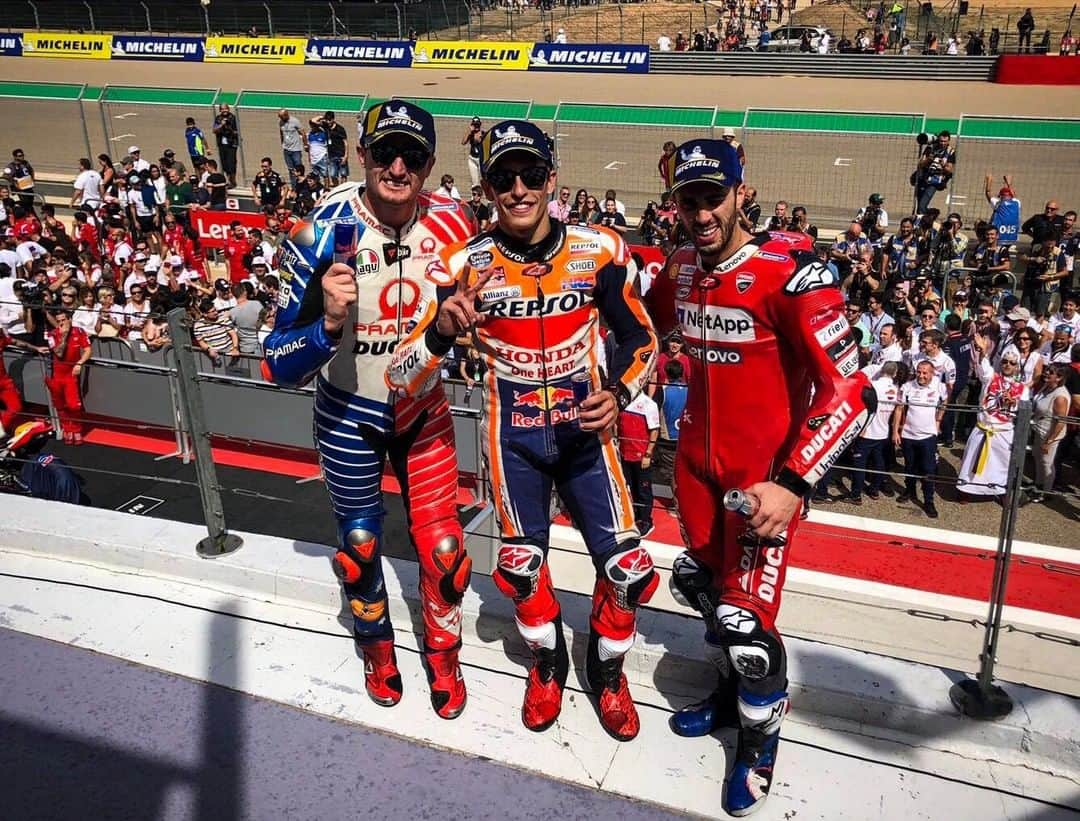 MotoGPさんのインスタグラム写真 - (MotoGPInstagram)「#MotoGP 2019 Podiums Review 🏁 // 🇪🇸 #AragonGP 🥇@marcmarquez93 🥈@andreadovizioso 🥉@jackmilleraus #Podium #Motorcycle #Racing #Motorsport」1月16日 18時00分 - motogp