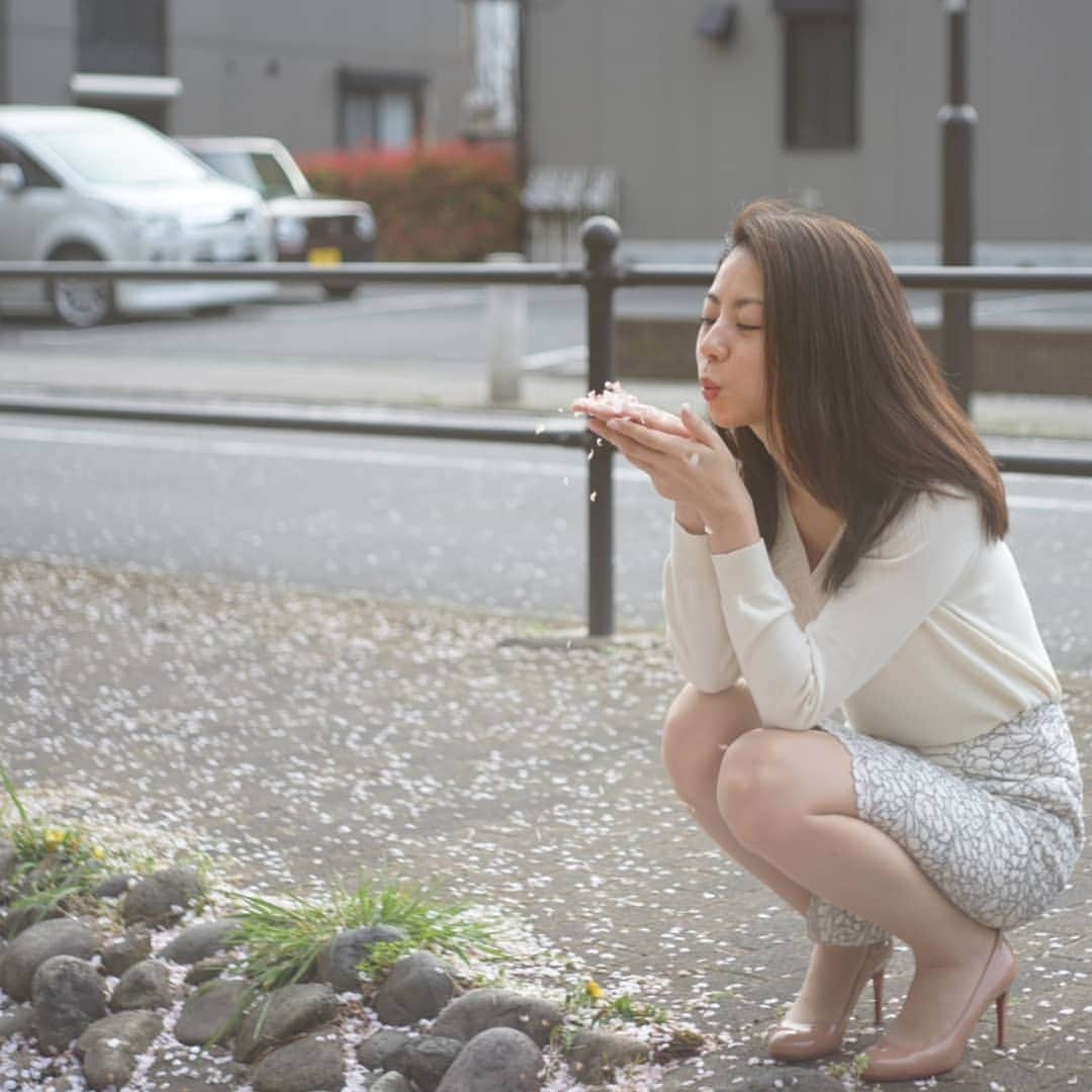 黒坂真美さんのインスタグラム写真 - (黒坂真美Instagram)「Can't wait for spring♡ It's cold today🥶 . 寒いね🥶日本のみなさま。 春まで頑張ろうね♡ . #黒坂真美 #kurosakamami #春はまだですか？ #🥶 #🌸 #🇯🇵 #socold #today #tokyo #japan」1月16日 17時07分 - mamikurosaka_official