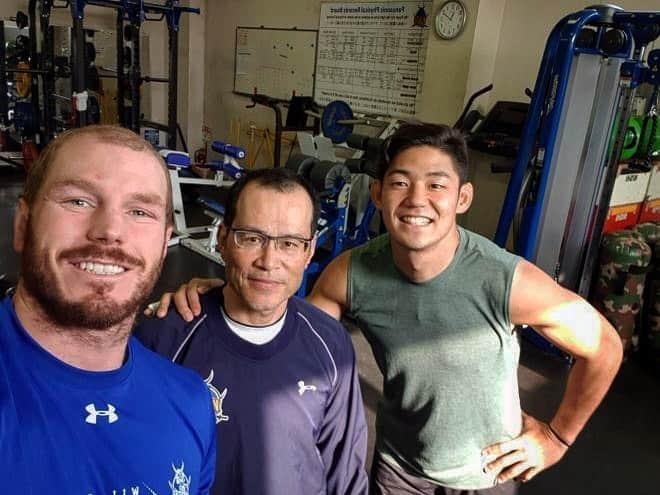 藤田慶和さんのインスタグラム写真 - (藤田慶和Instagram)「Panasonic Wild Knights🔵⚪️ ポーコック大先生となべさん🦾 @davidpocock は凄くストイックで彼のトレーニングに取り組む姿勢や身体のケアを見ていると学ぶことしかないです🤓  そして何よりめっちゃいい人🙆‍♂️ #panasonicwildknights #パナソニックワイルドナイツ #panasonic #davidpocock #なべさん」1月16日 17時38分 - yoshikazu15