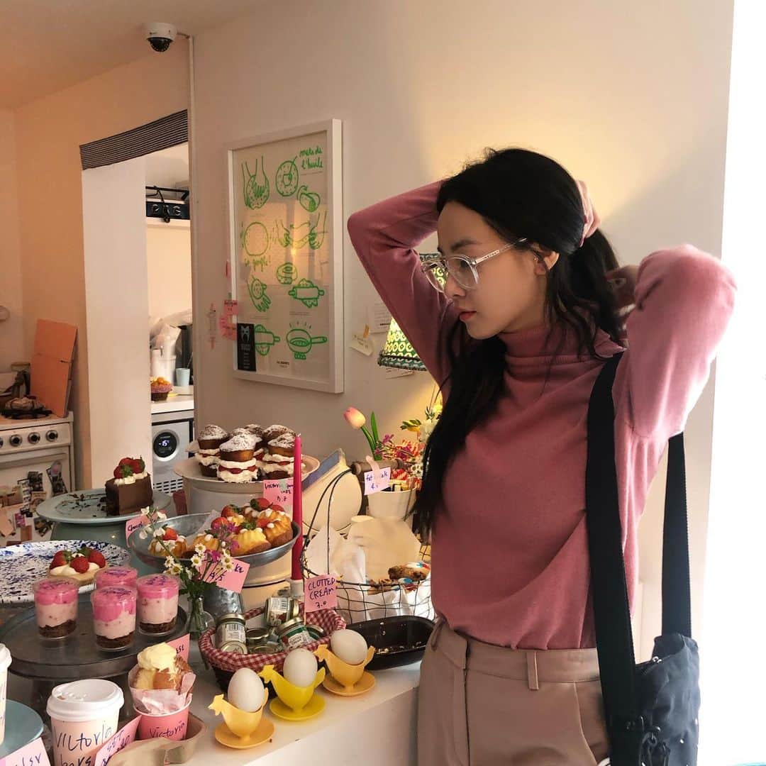 ジュヨン さんのインスタグラム写真 - (ジュヨン Instagram)「예전사진인데 올려봅니다 #좋은하루되세요  #감기조심」1月16日 9時50分 - jupppal