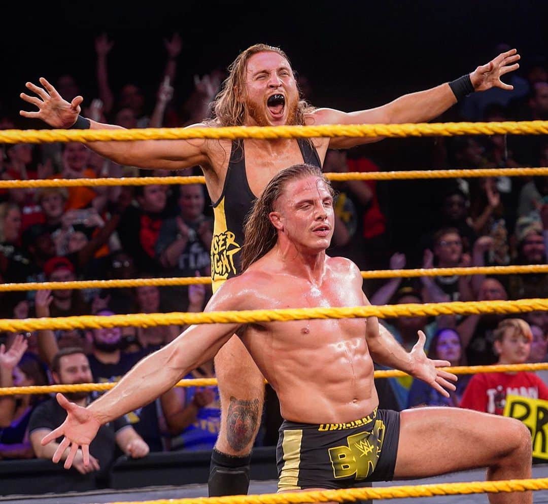 WWEさんのインスタグラム写真 - (WWEInstagram)「@petedunneyxb and @riddlebro are moving on in the #DustyClassic!  #BroserWeights #WWENXT @usa_network」1月16日 10時37分 - wwe