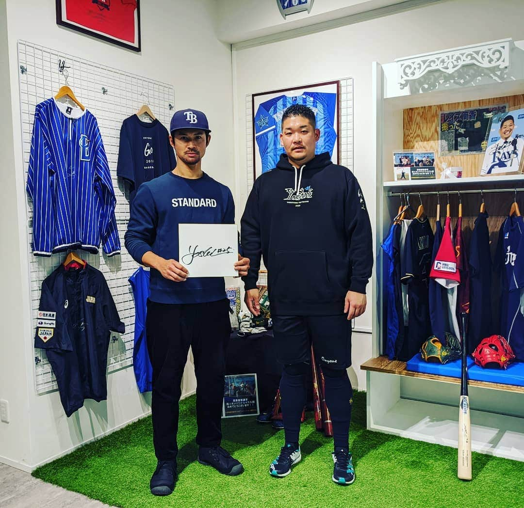 山下晃和さんのインスタグラム写真 - (山下晃和Instagram)「【BASEBALL】YOSHI TSUTSUGO.  From Yokohama DeNA Baystars （NPB）to Tampabay Rays（MLB） 2020.  We expect success!! #baseball #tampabayrays #tampa #raysup💥  #野球 #タンパベイ #タンパベイレイズ #レイズ #mlb #yoshitomotsutsugo #和歌山 #wakayama #baseball #keen #KEENJAPAN  #keenambassador #keenhowser #筒香嘉智 #tsutsugo #筒香選手」1月16日 11時49分 - travel_akikazoo