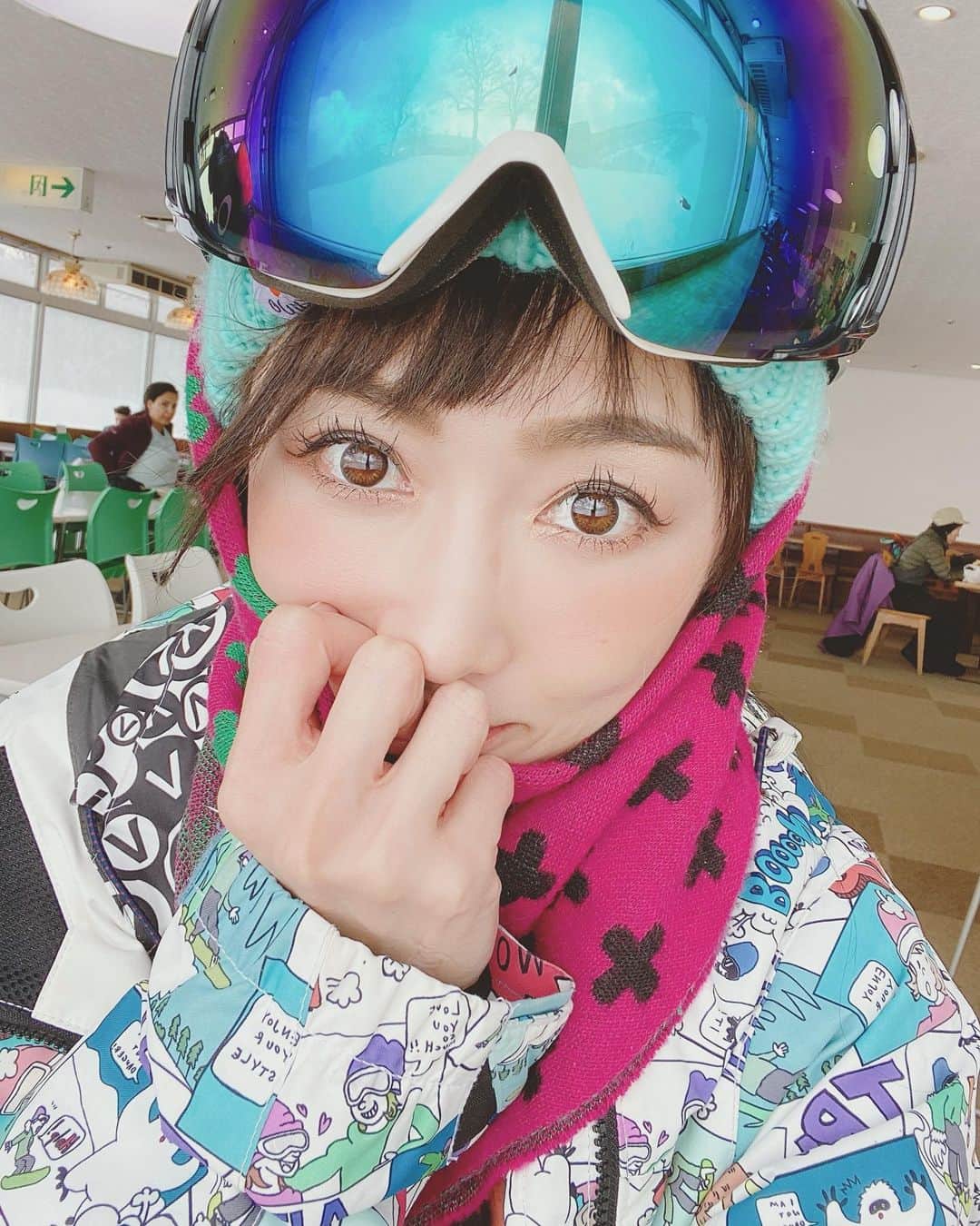 杏さゆりさんのインスタグラム写真 - (杏さゆりInstagram)「今季初滑り🏂✨ 楽しかったあ🥺🥺🥺 . やっぱ好きだなぁスノボ❤️ . #snowboard #snowboardgirl  #スノーボード　#スノーボード女子 #スノボ #20年以上の趣味です  #杏さゆり　#SayuriAnzu」1月16日 12時33分 - anzu_sayuri_official