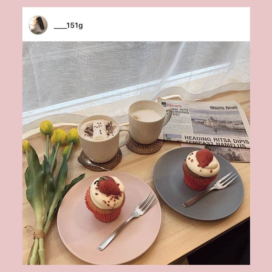 bis_web bis [ビス] さんのインスタグラム写真 - (bis_web bis [ビス] Instagram)「.﻿ いちごスイーツ🍓﻿ ﻿ ﻿ 上にちょこんと乗ったいちごが可愛い♡﻿東京から関西までインスタで話題のカフェを紹介します🍓﻿ ﻿ スワイプしてチェックしてね👉🏻﻿ ﻿ ☑︎MUUN seoul @muun_seoul  韓国のトゥンカロン専門の大人気カフェが原宿に登場。センタルギウユ（いちごみるく）も人気でインスタ映え間違いなし！京都にもお店があるよ。﻿ ﻿ ☑︎cafe sketch @cafe_sketch_ ﻿ 大阪の堀江に最近オープン。可愛いケーキはもちろん、韓国のカフェのような内装も人気の理由❤︎﻿ ﻿ ☑︎ Parfaiteria beL﻿ 札幌発祥文化の〆パフェはいかが？ 道玄坂にあるパフェテリアベルでは、甘すぎない大人のパフェが楽しめます。﻿ ﻿ ☑︎ and. cafe @and___cafe﻿ 大阪の新深江にあるこちらのカフェは、旬のフルーツを贅沢に使ったスイーツが楽しめます。﻿ ﻿ ☑︎ Q-pot CAFE. @qpot_official﻿ 人気のアクセサリーブランドQ-pot.のカフェ。今ならバレンタイン限定メニューでいちごを使ったメニューが充実してるよ❤︎﻿ ﻿ ☑︎ PARIYA @pariya_official﻿ 人気デリのPARIYAのケーキはシンプルだけどインスタ映え❤︎バレンタイン限定でストロベリーチョコレートショートケーキもあるみたい🍫🍓﻿ ﻿ ☑︎ cafe sourire @sourire331  大阪の江戸堀にあるカフェ。いちごが乗ったパフェはなんとも愛らしい。プリンやケーキもあるそう。﻿ ﻿ ☑︎ Little Village Cafe @little_village_cafe﻿ 季節のフルーツを使ったメニューが豊富に揃っているそう。スコーンやプリンが大人気❤︎﻿ 横浜に行った際は立ち寄ってみてね。﻿ ﻿ #いちごスイーツ #イチゴスイーツ #苺スイーツ #スイーツ #イチゴケーキ #いちご #パフェ #苺パフェ#夜パフェ #MUUNseul #cafesketch #ParfaiteriabeL #andcafe #qpotcafe #PARIYA #cafesourire #LittleVillageCafe #bis_web」1月16日 18時06分 - bis_web