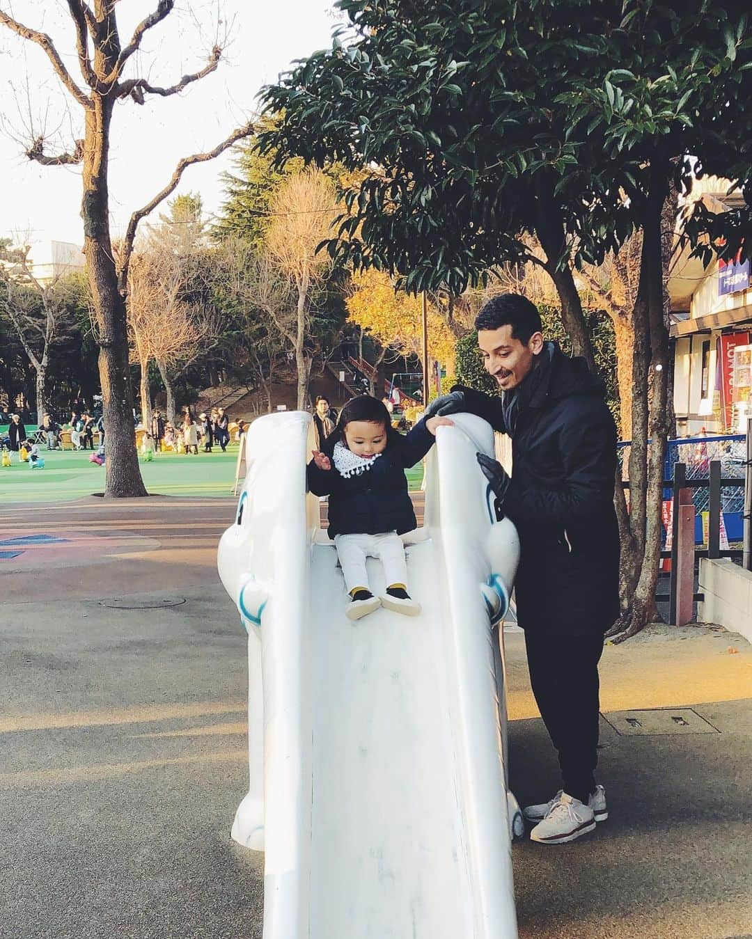 尾形沙耶香さんのインスタグラム写真 - (尾形沙耶香Instagram)「#familytime  #父と息子 👨‍👦」1月16日 13時13分 - sayakaogata