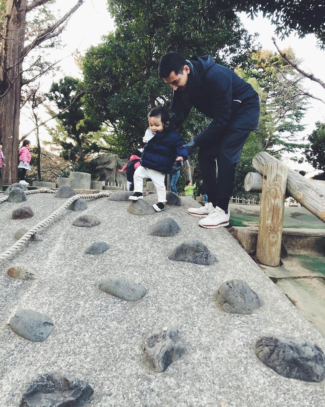 尾形沙耶香さんのインスタグラム写真 - (尾形沙耶香Instagram)「#familytime  #父と息子 👨‍👦」1月16日 13時13分 - sayakaogata