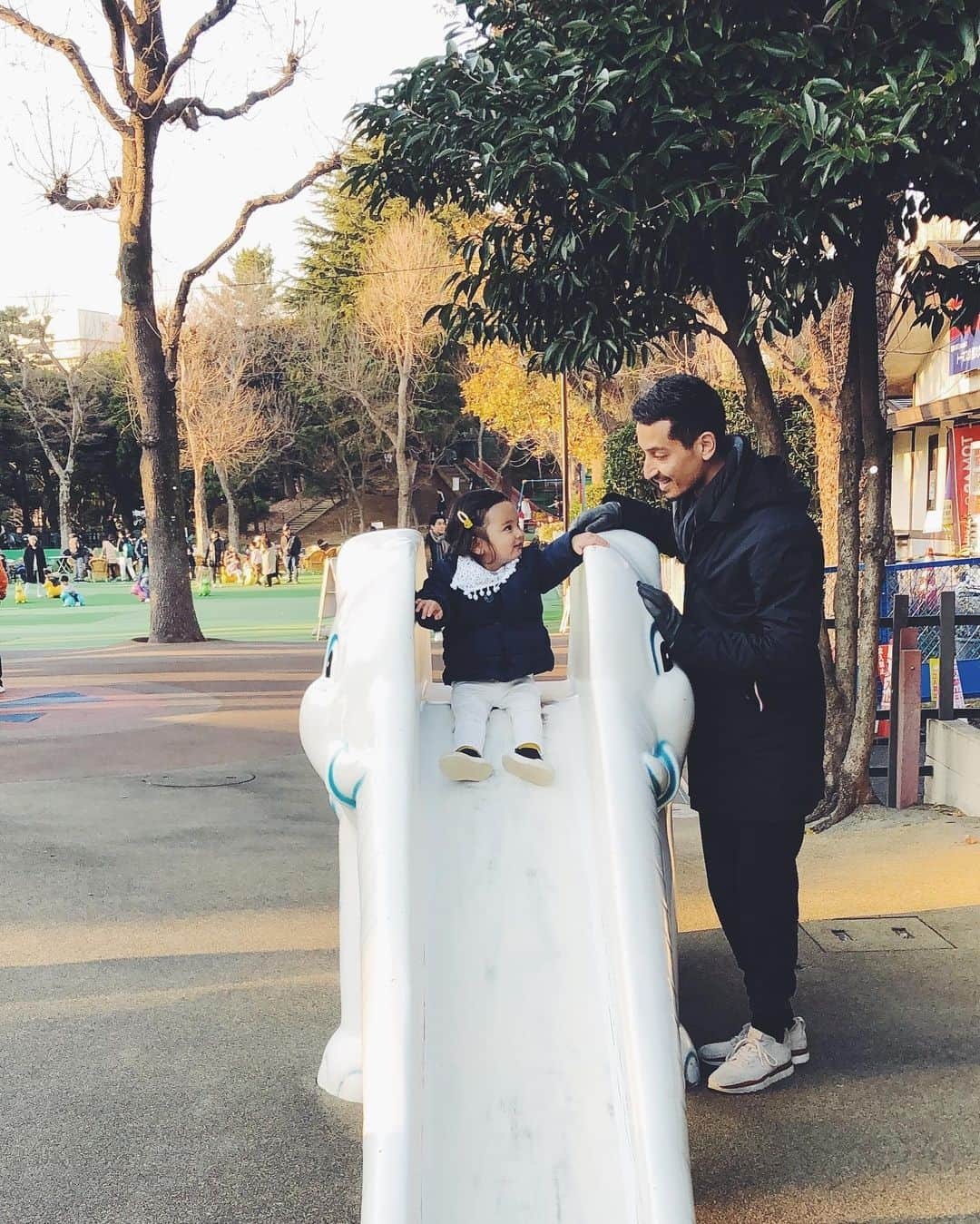 尾形沙耶香さんのインスタグラム写真 - (尾形沙耶香Instagram)「#familytime  #父と息子 👨‍👦」1月16日 13時13分 - sayakaogata