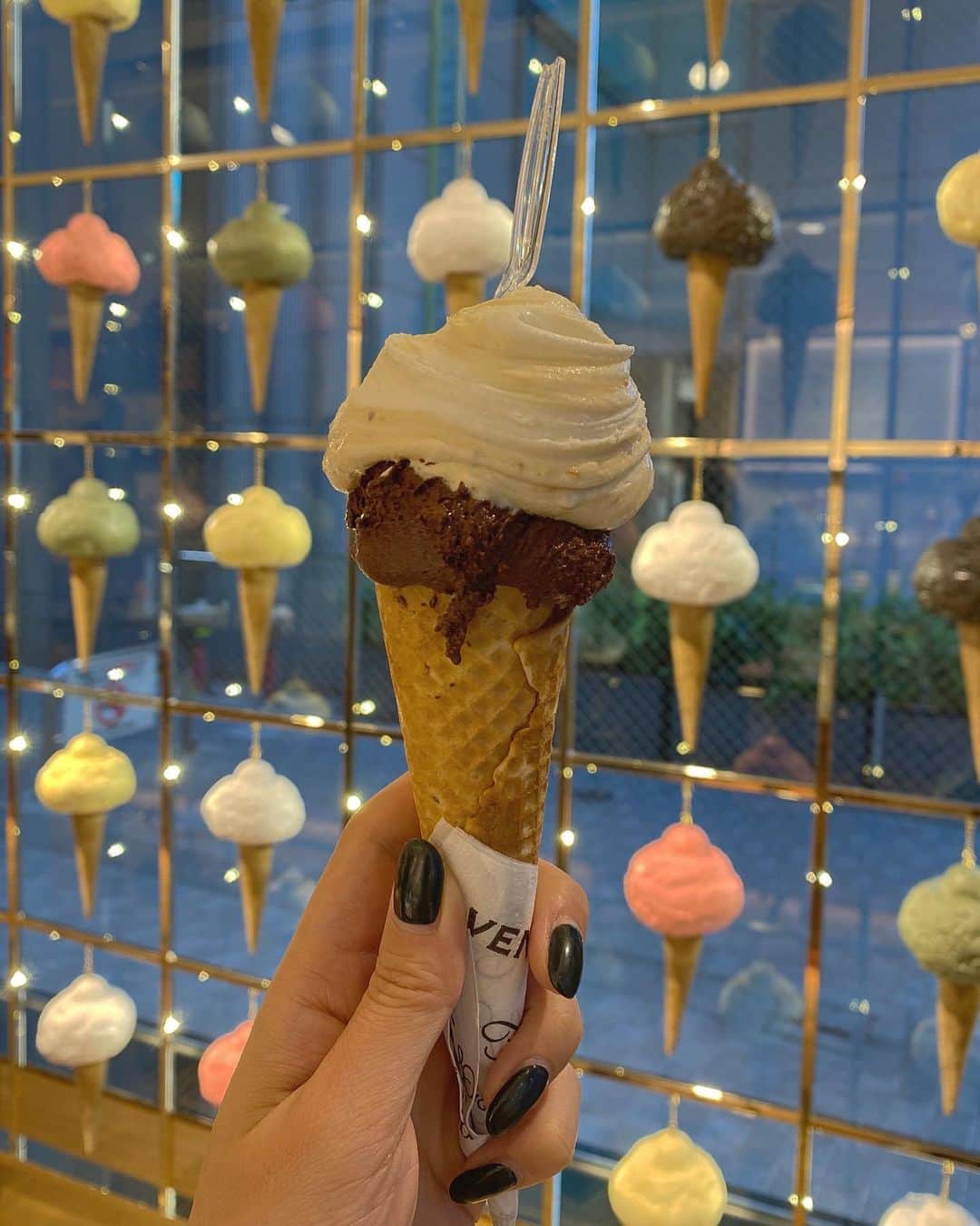 吉田佳菜のグルメインスタ