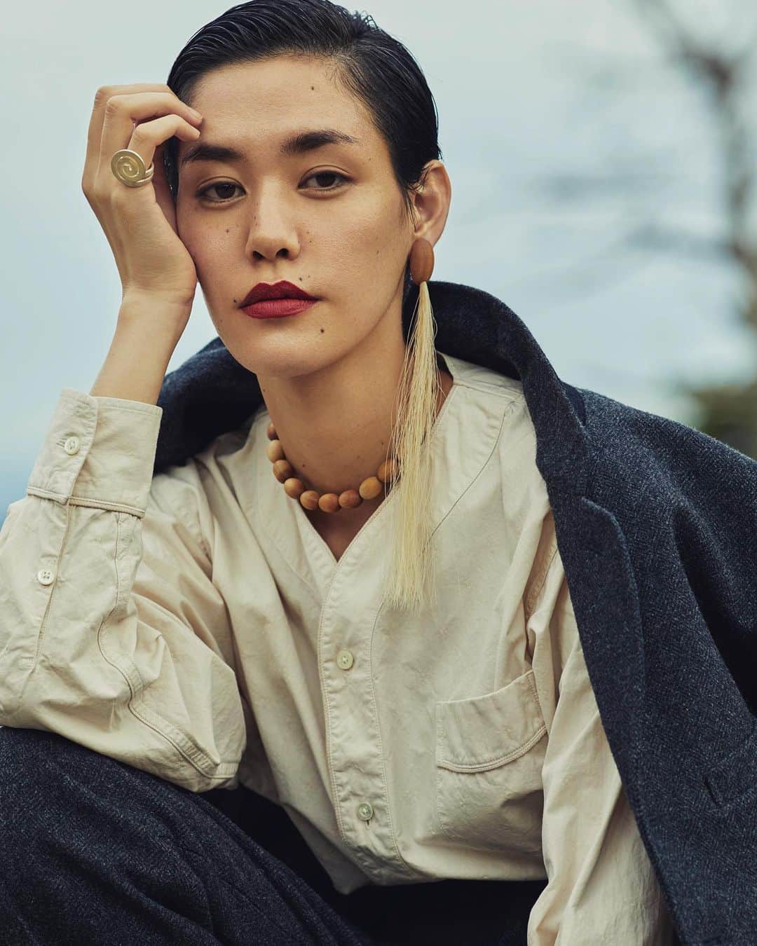 長山一樹のインスタグラム：「PHAETON BOOK #5 @phaeton_smart_clothes  @leto_kanazawa  Direction&styling @msmskmt  Model @punsumi  Hairmake @yoshikazumiyamoto  #phaeton #leto #金沢 #小松 #photography #kazukinagayama #長山一樹 #hasselblad #h6d」