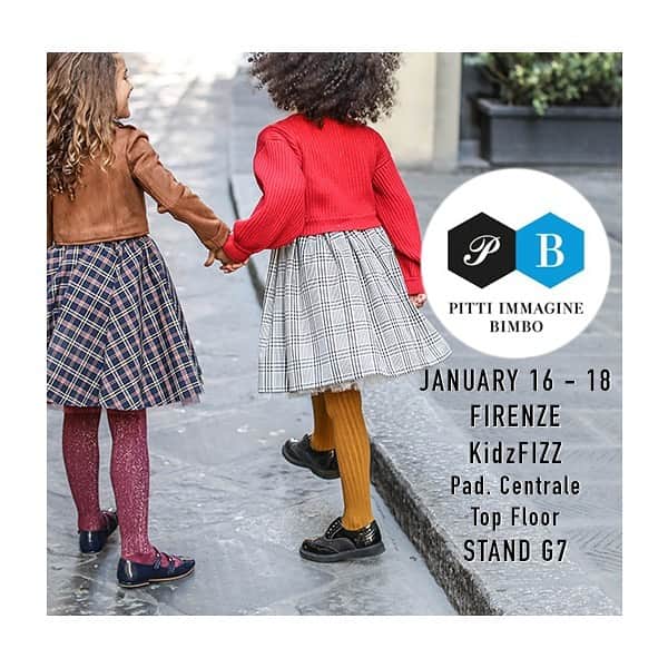 コレジアンさんのインスタグラム写真 - (コレジアンInstagram)「Getting ready for the best children’s fashion event around the 🌎  We’re so excited about @pittibimbo_official ! 😃 We can’t wait to see all our retailers in Florence, stand G7 – KidzFIZZ Pad. Centrale Top Floor – January 16-18. ❤️ .  Pitti Bimbo arriviamo! 😎 @pittimmagine . Picture @emilykornya @posterchildmag 😍👌😘 . #pittibimbo #florence #kids #kidsfashion #ootd #kidsfashionshow #fashion #kidsstyle #padova #winter #pb90 #newcollection #fw20 #aw20 #socks #tights #slippers #pittimmagine #kidzfizz #padiglionemedici #collegien #lacetrimkneehighs #glitterysocks #glitterytights #buyers #retailers #business #newtrends #babucce」1月16日 15時19分 - collegien_officiel