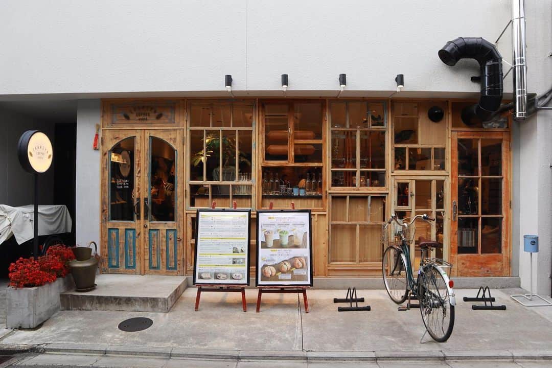 石井輝明のグルメインスタ