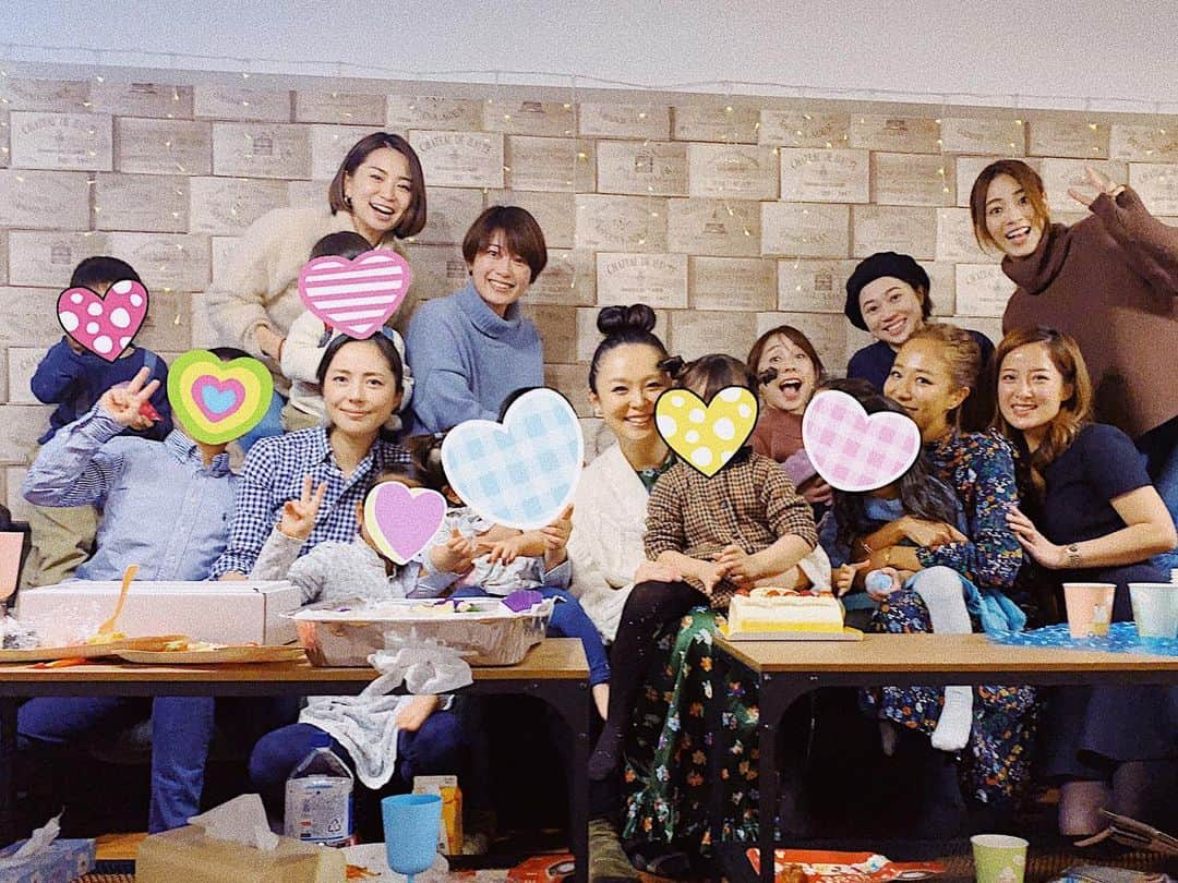 中村優さんのインスタグラム写真 - (中村優Instagram)「ブランチOGの会👑✨❤️ 一番ペアになることが多かった(?!)白石みきちゃんのベビーシャワーを兼ねて集まりました🥰 私が入った時はメンバーの中で末っ子だったので、皆同じように年を重ねてるのに私が32歳になってることがかなり衝撃みたい🤣ww いくつになっても集まりたい仲間たちです。」1月16日 19時46分 - nkmr_yu