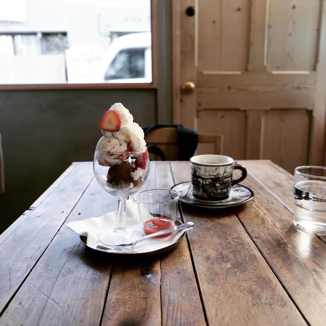 maggydaisyのインスタグラム：「_  今週はいろいろあり過ぎて 本当に疲れてしまったな。 エネルギー補給したい！  #yohak」