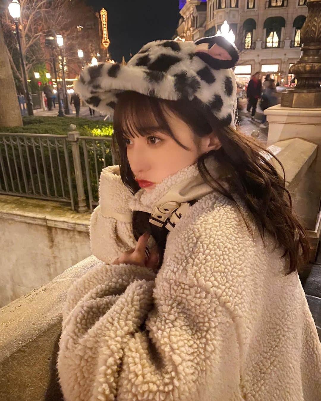 吉井美優さんのインスタグラム写真 - (吉井美優Instagram)「. わんころ 〜 🐶 #disney#disneysea」1月16日 21時54分 - miyu_yoshii32