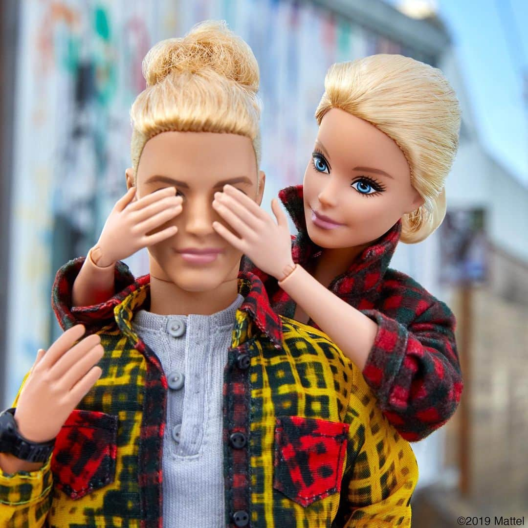 バービーさんのインスタグラム写真 - (バービーInstagram)「Guess who? 💛 #barbie #barbiestyle⁠」1月17日 3時23分 - barbiestyle