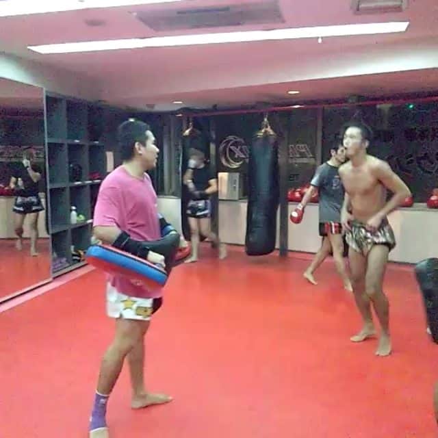 梅野源治のインスタグラム：「2012年の練習動画👊👍 #懐かしい #8yearsago」