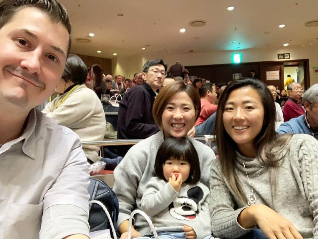 大儀見優季さんのインスタグラム写真 - (大儀見優季Instagram)「First time to watch Sumo games was really AMAZING...🇯🇵🙏🏼 . . . Sumo is one of the national sports of Japan, but I don’t like it calls “Sport”, then I call it’s traditional Japanese “Shinji” that a ceremony for Enshrines Gods or “Festival”, or “Martial Arts” ... . . . 相撲初観戦。 動きひとつ一つが奥深い。 横綱に近づいていくにつれ、レベルが上がり迫力も増してくる。 古来から伝わる日本の神事としての相撲。力士の皆さんありがとう。  #Sumo #Hatsubasho #炎鵬 #白鵬 #相撲 #国技」1月16日 23時01分 - yuki_nagasato