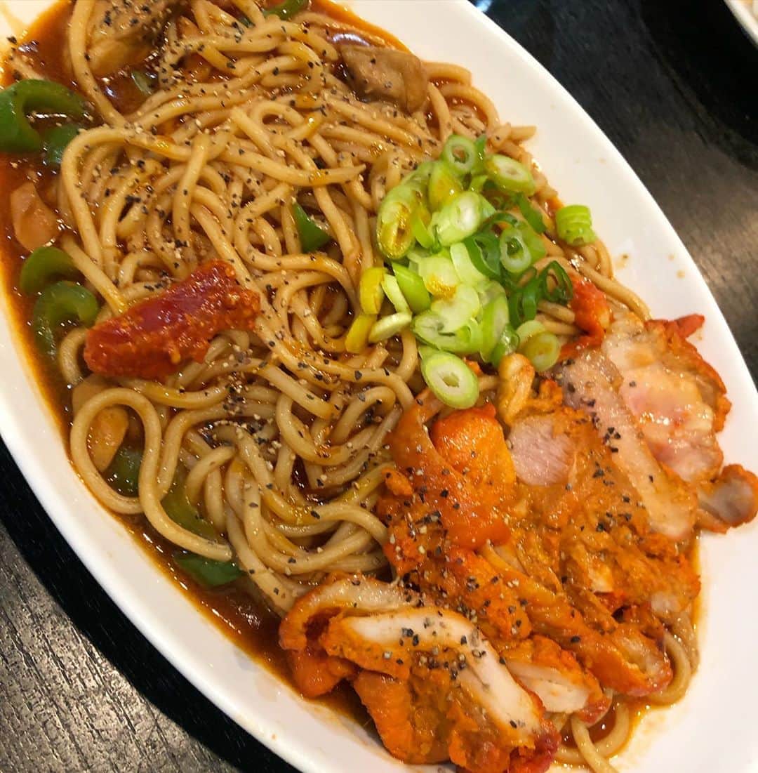 凰津りさのグルメインスタ