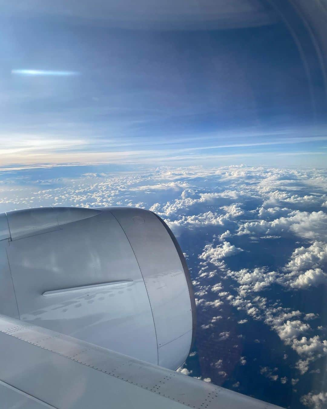 佐藤逸香さんのインスタグラム写真 - (佐藤逸香Instagram)「初海外旅行~inグアム🇬🇺~ ・ 景色きれいだし過ごしやすくてご飯も全部美味しくてあたたかい人たちばっかりで、なんて素敵なところなんだって思った🐒💓 心の底から帰りたくなくて幸せすぎた3日間でした ・ 将来はこんなところに住みたいな~🏝 #家族旅行#初海外#Guam#全てが最高すぎた#パパありがとう#3日間幸せすぎて#現実つらい#やっぱり夏が好き」1月16日 23時10分 - itsuka_s_99