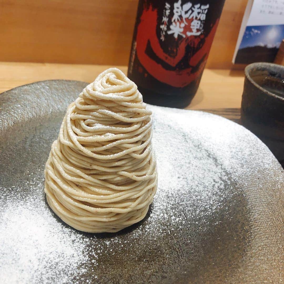 田名部生来さんのインスタグラム写真 - (田名部生来Instagram)「モンブランの最高峰🌰 朝から並んで食べたかいあり笑 日本酒も美味で...🥺 もうほかの食べれないよお。」1月16日 23時29分 - mnkspnpn