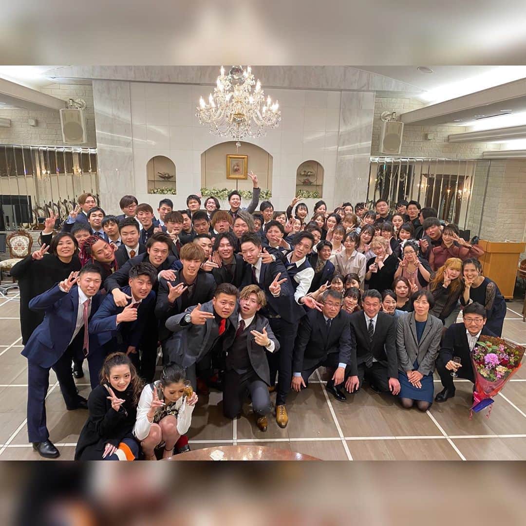 渡邊菜々さんのインスタグラム写真 - (渡邊菜々Instagram)「・ 🤎同窓会🤎 みんな大好き🙊 たのしかったなーほんとに🤟 また集まりたいってーーー ・ #熊本#成人式#同窓会#みんな変わってなかった #中学に戻った気分#すき#6枚目いつめん #すきなんだわ#二次会もたのしすぎ #ありがとう#みんな#また誘って😘 #渡邊菜々#わたなな#🌻」1月16日 23時44分 - watanana1225